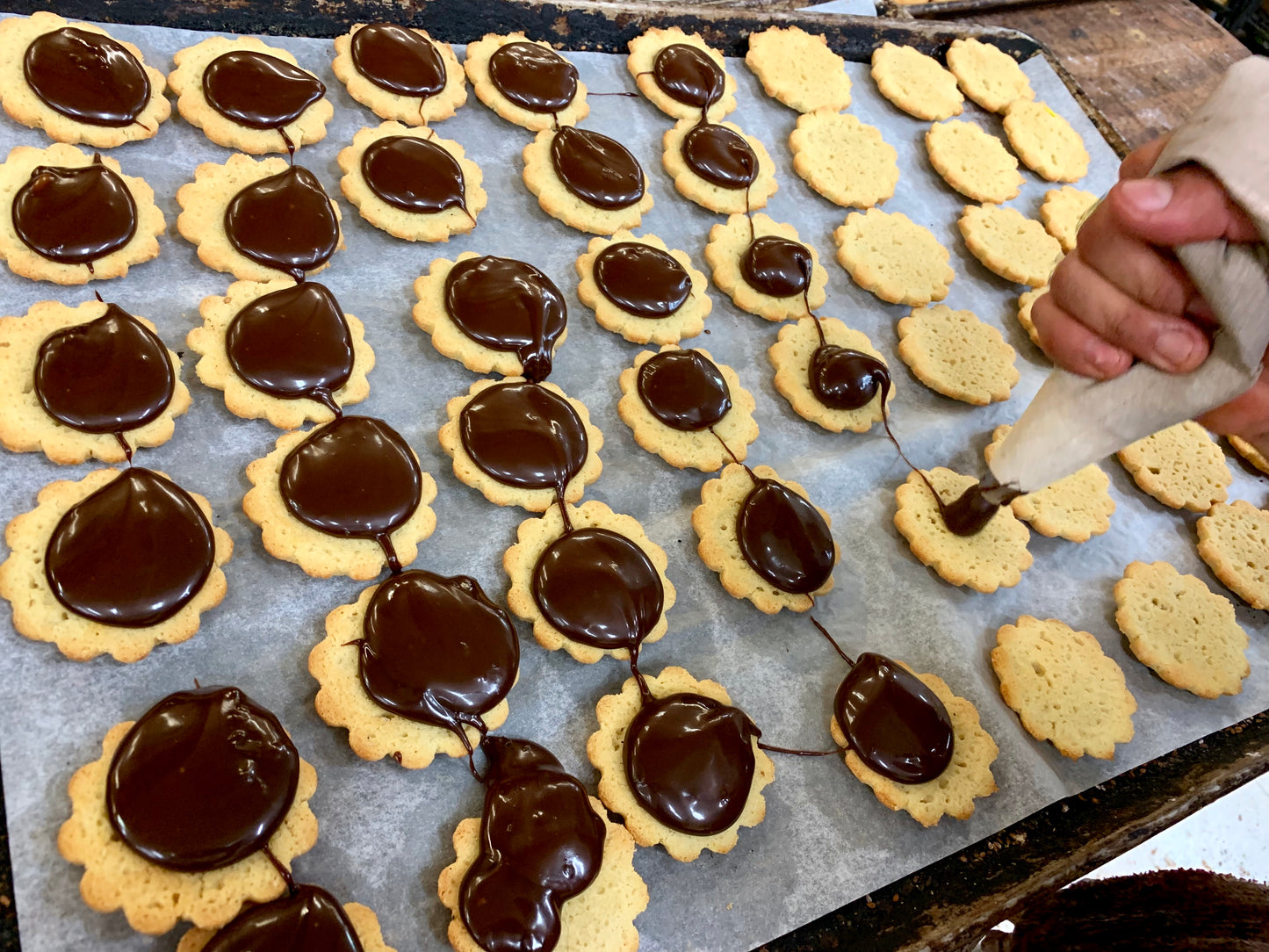 Chocolate Linzer Tarts